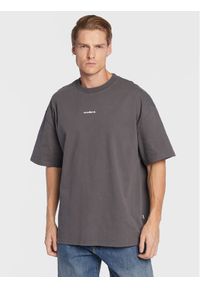 Woodbird T-Shirt Bose Mock 2246-403 Szary Boxy Fit. Kolor: szary. Materiał: bawełna #1