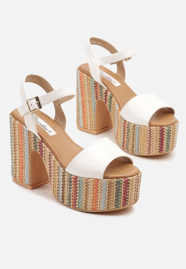 Renee - Białe Sandały na Słupku i Platformie z Plecionką Dovessa. Okazja: na spacer, na co dzień. Zapięcie: sprzączka. Kolor: biały. Sezon: lato. Obcas: na platformie. Styl: casual