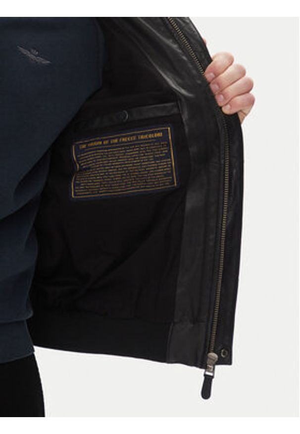 Aeronautica Militare Kurtka skórzana 251PN5046PL265 Czarny Regular Fit. Kolor: czarny. Materiał: skóra