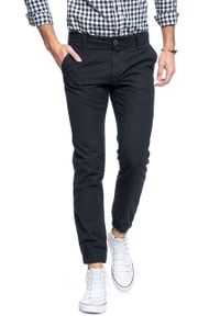 Tom Tailor - TOM TAILOR SPODNIE MĘSKIE HERRINGBONE JOGG CHINO DUSTY BLACK 6403544.00.12 COL. 2627. Stan: obniżony. Materiał: bawełna. Wzór: jednolity, jodełka. Styl: sportowy #5