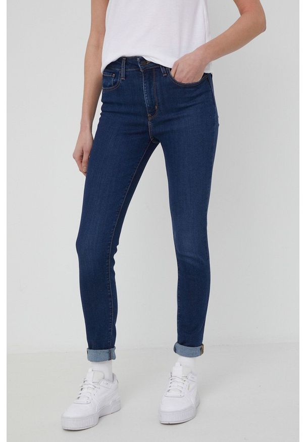 Levi's® - Levi's Jeansy 721 damskie high waist. Okazja: na spotkanie biznesowe. Stan: podwyższony. Kolor: niebieski. Styl: biznesowy