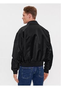 Calvin Klein Kurtka bomber Sateen K10K112370 Czarny Regular Fit. Kolor: czarny. Materiał: syntetyk #2