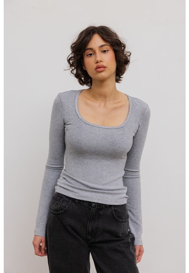 Marsala - Dopasowany top z długim rękawem w kolorze GREY - LITE-L. Materiał: tkanina, wiskoza, dzianina, materiał, elastan. Długość rękawa: długi rękaw. Długość: długie