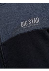 Big-Star - Bluza męska ze stójką czarna Joe 906. Okazja: na uczelnię, do pracy. Typ kołnierza: kołnierzyk stójkowy. Kolor: czarny. Materiał: jeans, tkanina, bawełna. Wzór: nadruk, melanż. Sezon: zima. Styl: klasyczny #4