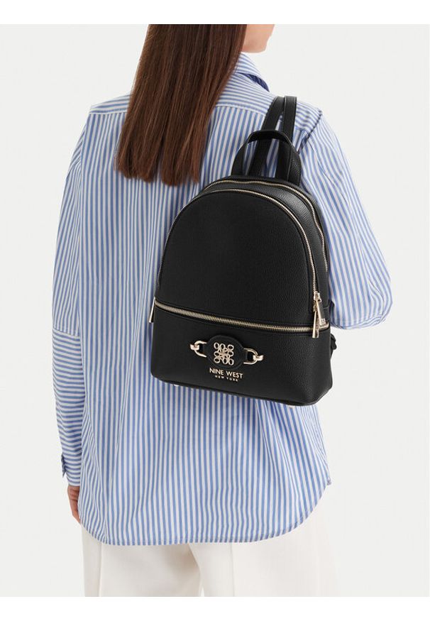 Nine West Plecak EO-Rivon-LDA8445A Czarny. Kolor: czarny. Materiał: materiał