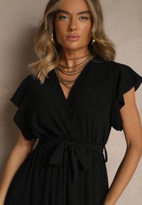 Renee - Czarna Sukienka o Rozkloszowanym Kroju z Paskiem i Falbanką Nativese. Okazja: na co dzień, na spacer. Kolor: czarny. Typ sukienki: proste. Styl: elegancki, casual #4