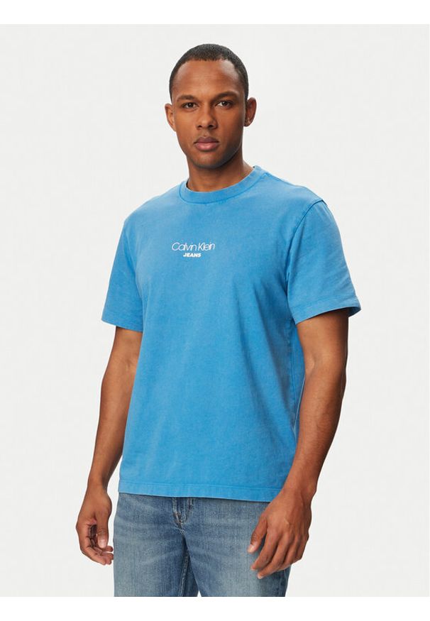 Calvin Klein Jeans T-Shirt LV04RB824G Niebieski Regular Fit. Kolor: niebieski. Materiał: bawełna