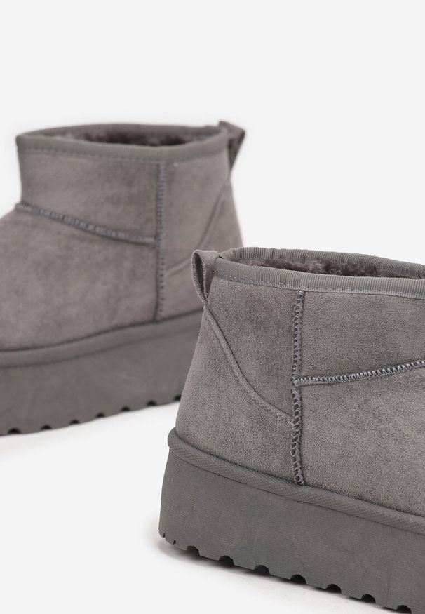 Born2be - Szare Krótkie Śniegowce na Platformie Lysindra. Kolor: szary. Materiał: futro, zamsz, jeans, wełna. Sezon: zima. Obcas: na platformie. Styl: elegancki, klasyczny