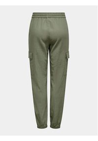 only - ONLY Spodnie dresowe Caro 15310987 Zielony Cargo Fit. Kolor: zielony. Materiał: len #7