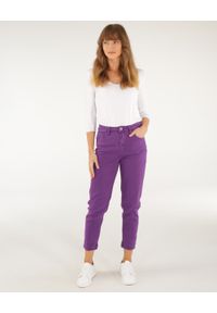 Unisono - FIOLETOWE SPODNIE Z DENIMU 42-1333-1 VIOLA. Kolor: fioletowy. Materiał: denim