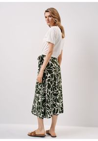 Ochnik - Długa zielono-biała spódnica z zakładką. Kolor: zielony. Materiał: wiskoza. Długość: długie #4