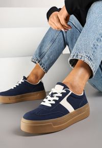 Born2be - Granatowe Sneakersy Typu Klasyczne Tenisówki na Grubej Podeszwie Hanistra. Okazja: na co dzień. Kolor: niebieski. Materiał: jeans