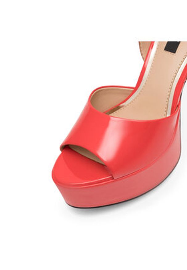 Nine West Sandały CHANDA ZL23031CC Czerwony. Kolor: czerwony. Materiał: skóra