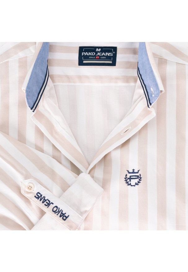 Biała, Lekko Taliowana Koszula Męska - Pako Jeans - Beżowy Prążek. Okazja: na co dzień. Kolor: beżowy, wielokolorowy, brązowy. Materiał: wiskoza, bawełna. Wzór: paski. Styl: casual