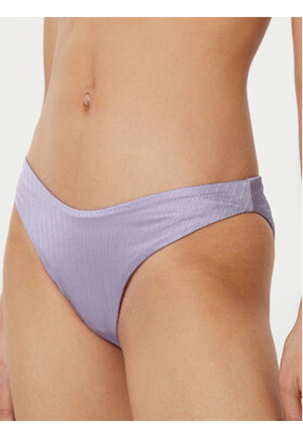 Maaji Dół od bikini Wisteria Splendour PT3304SBC036 Fioletowy. Kolor: fioletowy. Materiał: syntetyk