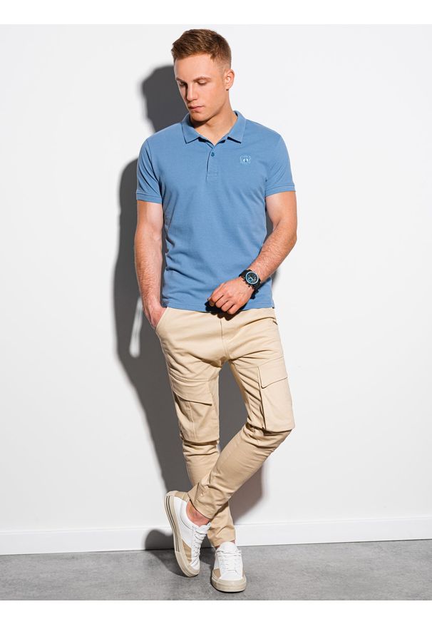Niebieska koszulka polo Ombre Clothing klasyczna, polo, z haftami