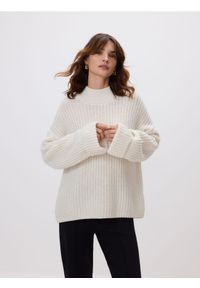 Reserved - Sweter z wełną - złamana biel. Materiał: wełna #1