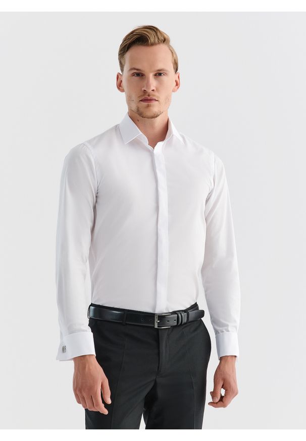 Pako Lorente - PAKO LORENTE – Koszula męska ODO P000B-1X-407-B-S. Typ kołnierza: kołnierzyk klasyczny. Materiał: poliester, bawełna. Długość rękawa: długi rękaw. Długość: długie. Wzór: gładki. Styl: klasyczny, elegancki