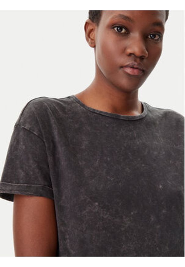 Noisy may - Noisy May Sukienka codzienna Brandy 27033186 Szary Regular Fit. Okazja: na co dzień. Kolor: szary. Materiał: bawełna. Typ sukienki: proste. Styl: casual