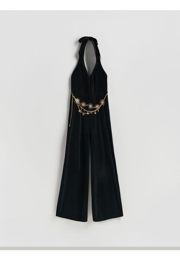 Reserved - Kombinezon z ozdobnym paskiem - czarny. Kolor: czarny. Materiał: dzianina