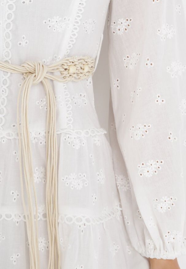 Born2be - Biała Sukienka Kasilea. Kolor: biały. Materiał: koronka. Wzór: aplikacja, haft. Styl: boho. Długość: mini