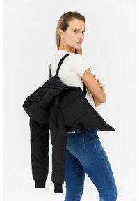 Invicta - INVICTA Czarna puchowa kurtka damska Isidore z kapturem, Rozmiar L. Typ kołnierza: kaptur. Kolor: czarny. Materiał: puch #2