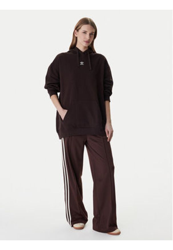 Adidas - adidas Bluza Essentials KC9145 Brązowy Oversize. Kolor: brązowy. Materiał: bawełna