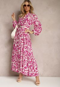 Renee - Fuksjowa Rozkloszowana Sukienka Maxi z Wiskozy o Koszulowym Kroju w Ornamentalny Print Leonorra. Kolor: różowy. Materiał: wiskoza. Wzór: nadruk. Typ sukienki: koszulowe. Długość: maxi #4