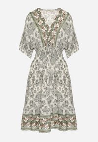 Born2be - Ciemnozielona Sukienka z Wiskozy w Ornamentalny Wzór z Szeroką Gumką w Pasie Tanissla. Okazja: na spotkanie biznesowe, na co dzień, na randkę, do pracy. Typ kołnierza: dekolt w kształcie V. Kolor: zielony. Materiał: wiskoza. Długość rękawa: krótki rękaw. Sezon: wiosna, lato. Styl: biznesowy, casual, elegancki, klasyczny #2