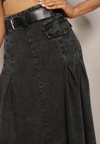 Renee - Czarna Rozkloszowana Spódnica Jeansowa z Paskiem w Komplecie Grinna. Kolor: czarny. Materiał: jeans