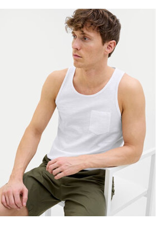 Jack & Jones Tank top Jake 12270577 Biały Regular Fit. Kolor: biały. Materiał: bawełna