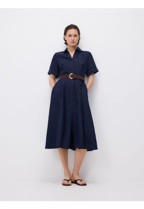 Reserved - Sukienka midi z lnem - granatowy. Kolor: niebieski. Materiał: len. Długość: midi