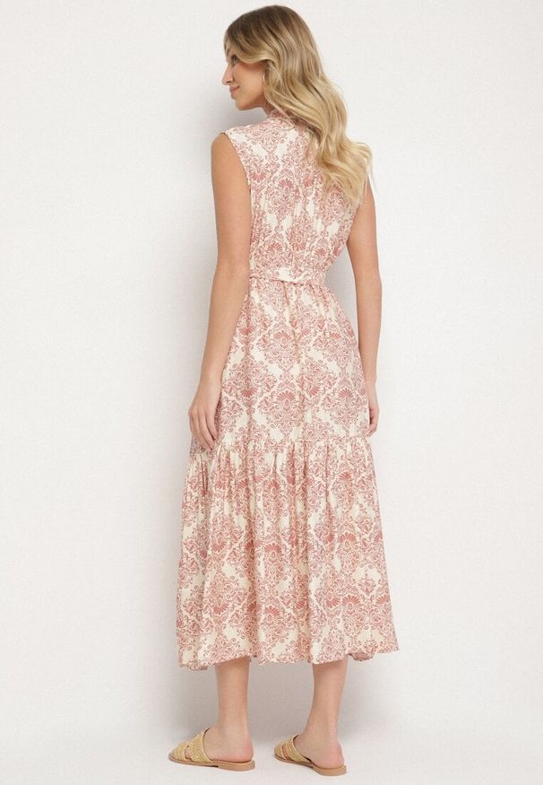 Born2be - Różowa Wiskozowa Sukienka Bez Rękawów z Wiązanym Paskiem Filimea. Okazja: na co dzień. Typ kołnierza: dekolt w kształcie V. Kolor: różowy. Materiał: wiskoza. Długość rękawa: bez rękawów. Typ sukienki: proste. Styl: elegancki, casual