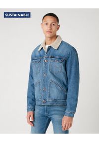 Wrangler - WRANGLER 124MJ SHERPA MĘSKA KURTKA JEANSOWA LOGO 3 YEARS W4MSUG10K. Materiał: jeans