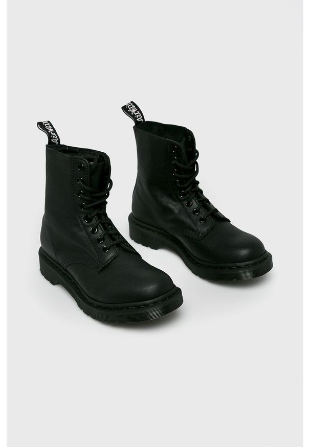 Dr. Martens - Dr Martens - Botki. Zapięcie: sznurówki. Kolor: czarny. Materiał: guma
