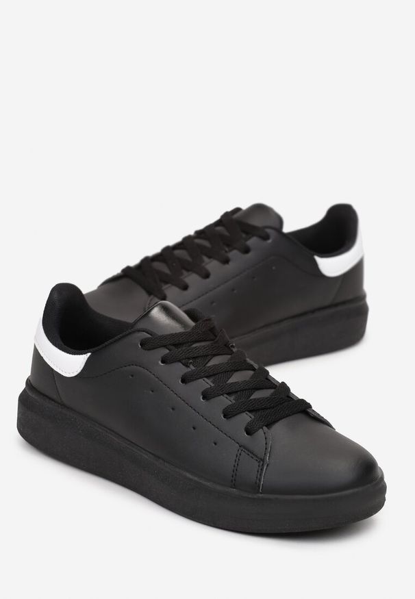 Renee - Czarno-Białe Klasyczne Sneakersy z Niską Cholewką Bibijane. Wysokość cholewki: przed kostkę. Kolor: czarny. Szerokość cholewki: normalna