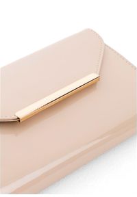 bonprix - Kopertówka lakierowana. Kolor: beżowy. Materiał: lakierowane #2