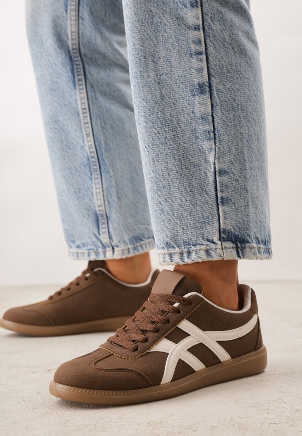 Born2be - Brązowe Sneakersy na Kauczukowej Podeszwie z Geometrycznym Wzorem Sewtila. Okazja: na co dzień. Kolor: brązowy. Materiał: kauczuk. Wzór: geometria