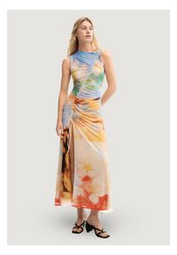 Desigual Sukienka codzienna VEST_JADE Pomarańczowy Egg Fit. Okazja: na co dzień. Kolor: pomarańczowy. Typ sukienki: proste. Styl: casual #1