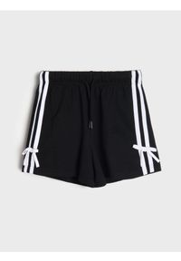 Sinsay - Szorty sportowe z paskami i wiązaniem - czarny. Kolor: czarny. Styl: sportowy #1