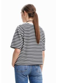 Desigual t-shirt bawełniany kolor czarny. Kolor: czarny. Materiał: bawełna. Wzór: haft #2