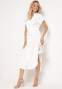 Born2be - Biała Koszulowa Sukienka z Wiązaniem w Pasie Maudelles. Kolor: biały. Typ sukienki: koszulowe #1