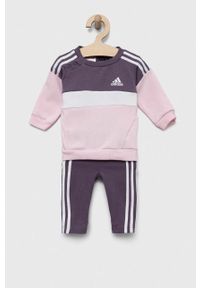 Adidas - adidas dres niemowlęcy kolor różowy. Kolor: różowy. Materiał: dresówka #1