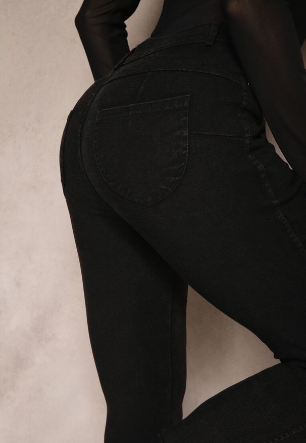 Renee - Czarne Skinny Jeansy z Bawełną High Waist Lorie. Okazja: na co dzień. Stan: podwyższony. Kolor: czarny. Styl: elegancki, wizytowy, casual