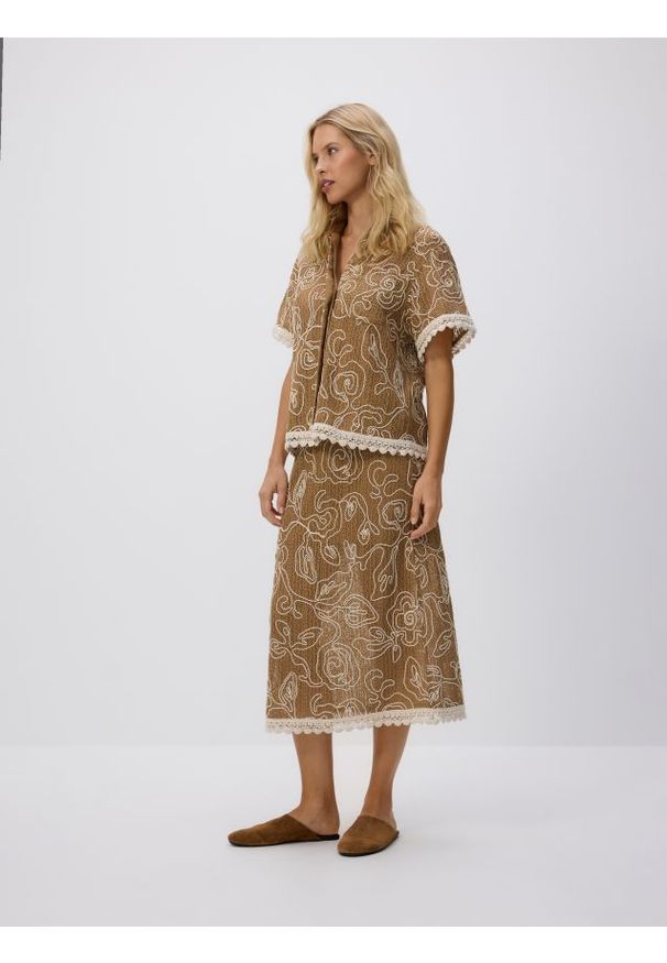 Reserved - Spódnica z haftem - beżowy. Kolor: beżowy. Materiał: bawełna, dzianina. Wzór: haft