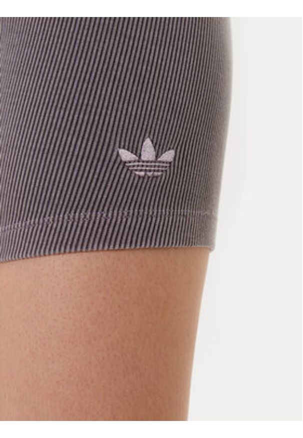 Adidas - adidas Kolarki Essentials Rib JW3592 Szary Slim Fit. Kolor: szary. Materiał: bawełna