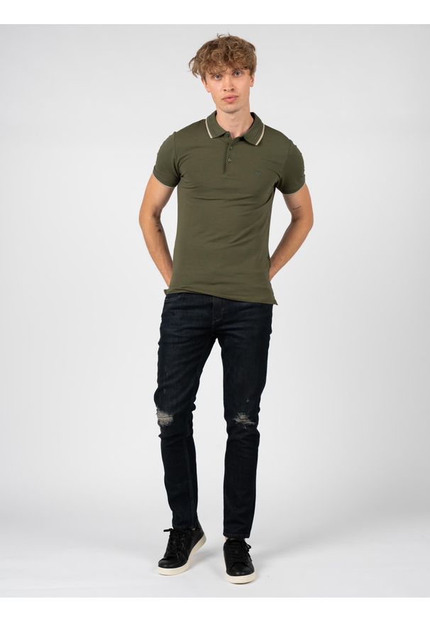 Guess Jeansy "Slim Tapered" | M2RAS2D47I6 | Mężczyzna | Granatowy. Kolor: niebieski. Wzór: aplikacja, haft