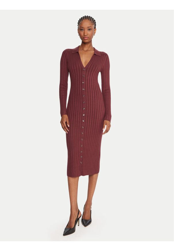 Guess Sukienka dzianinowa W5BK60 Z2YJ2 Brązowy Slim Fit. Kolor: brązowy. Materiał: wiskoza