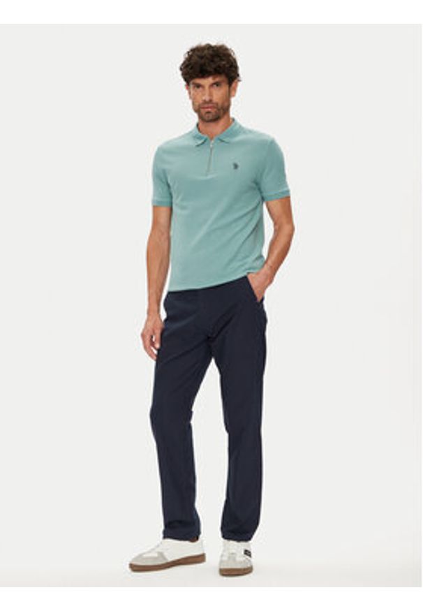 U.S. Polo Assn. Chinosy MUP3610 Granatowy Slim Fit. Kolor: niebieski. Materiał: bawełna