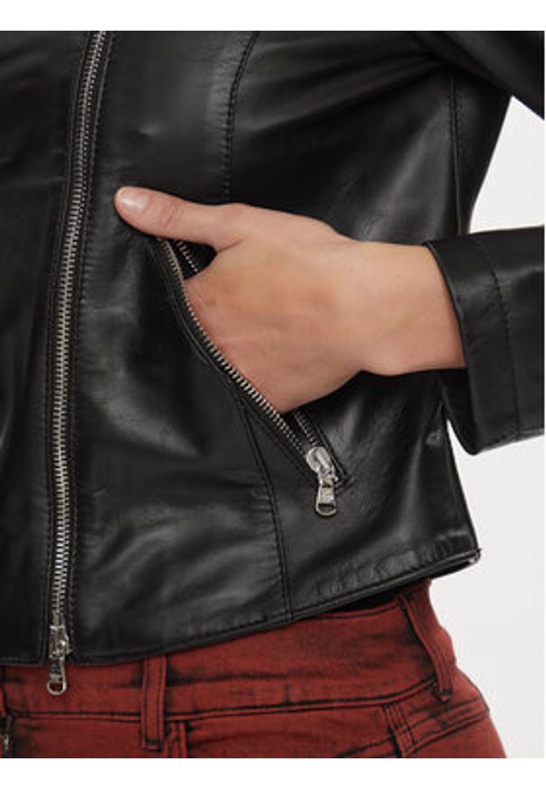 Patrizia Pepe Kurtka skórzana CO0361/L1HZ-K103 Czarny Regular Fit. Kolor: czarny. Materiał: skóra